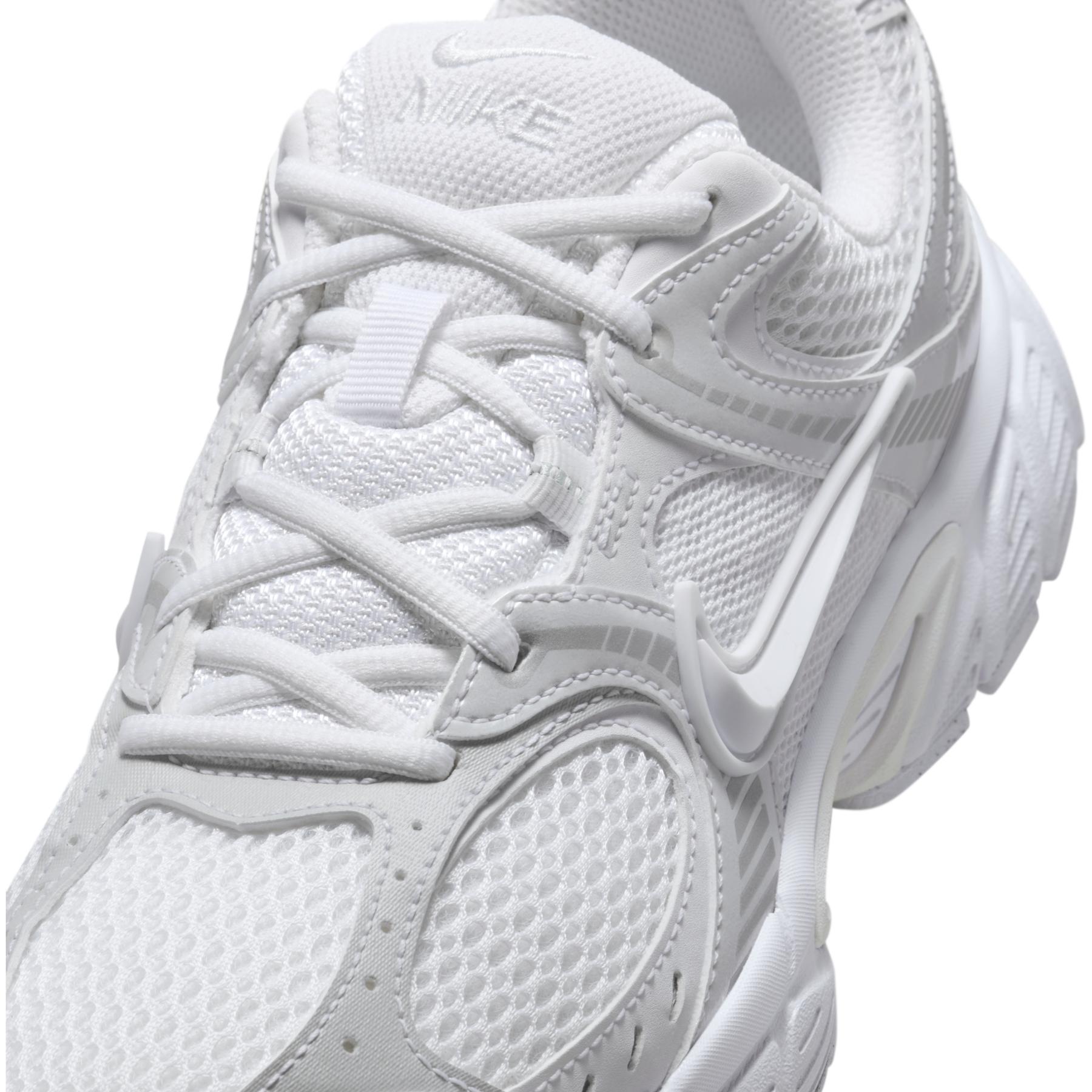 product/n/i/nike_hq7901-101-phsyd001.jpg