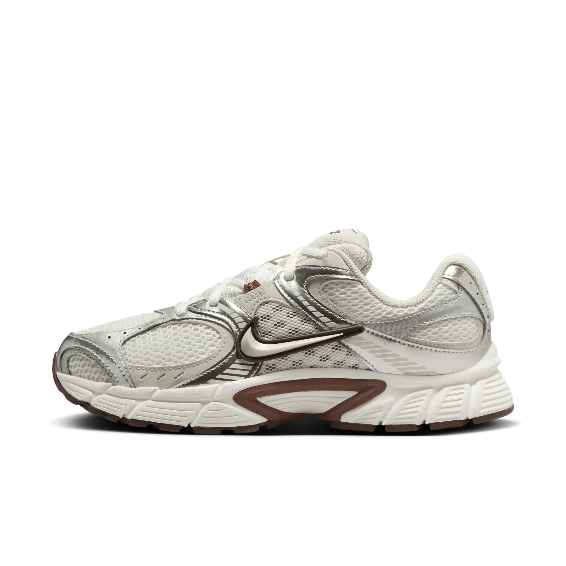 product/n/i/nike_hq7901-102_sail-fauna-brown-phantom-light-orewood-brown_1.jpg