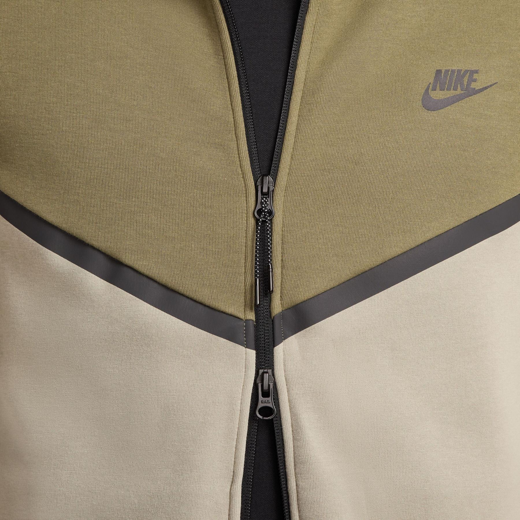 product/n/i/nike_hv0949-222-phsym004-nw121324.jpg
