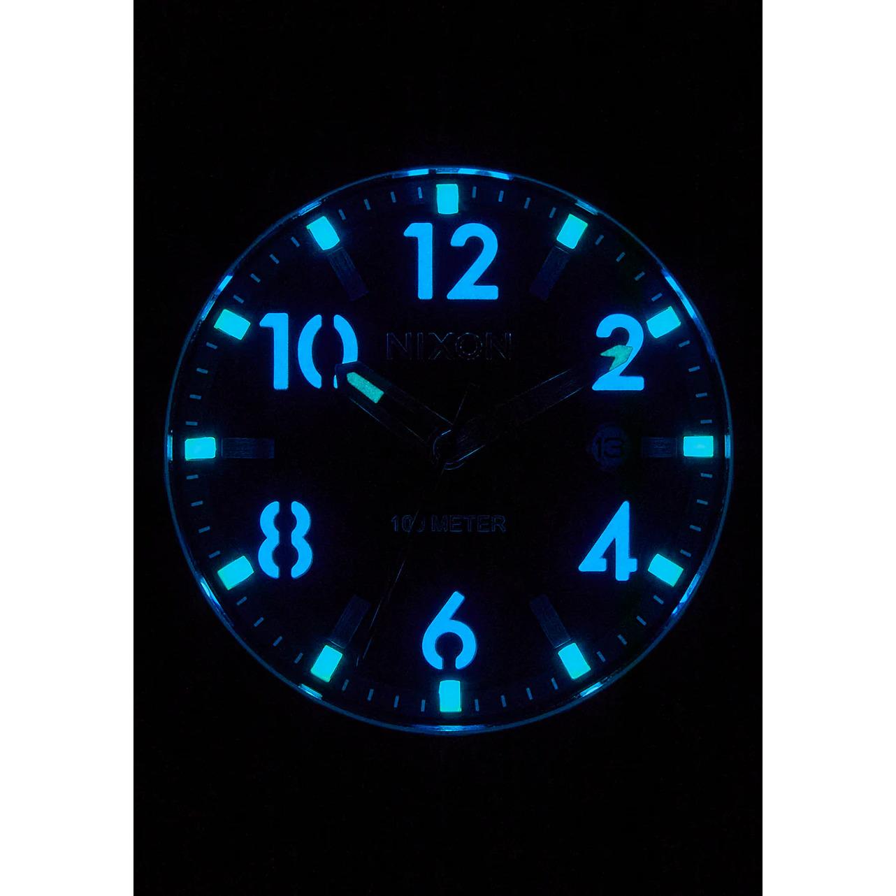 product/n/i/nixon_a1414-625-00_silver-black_6.jpg