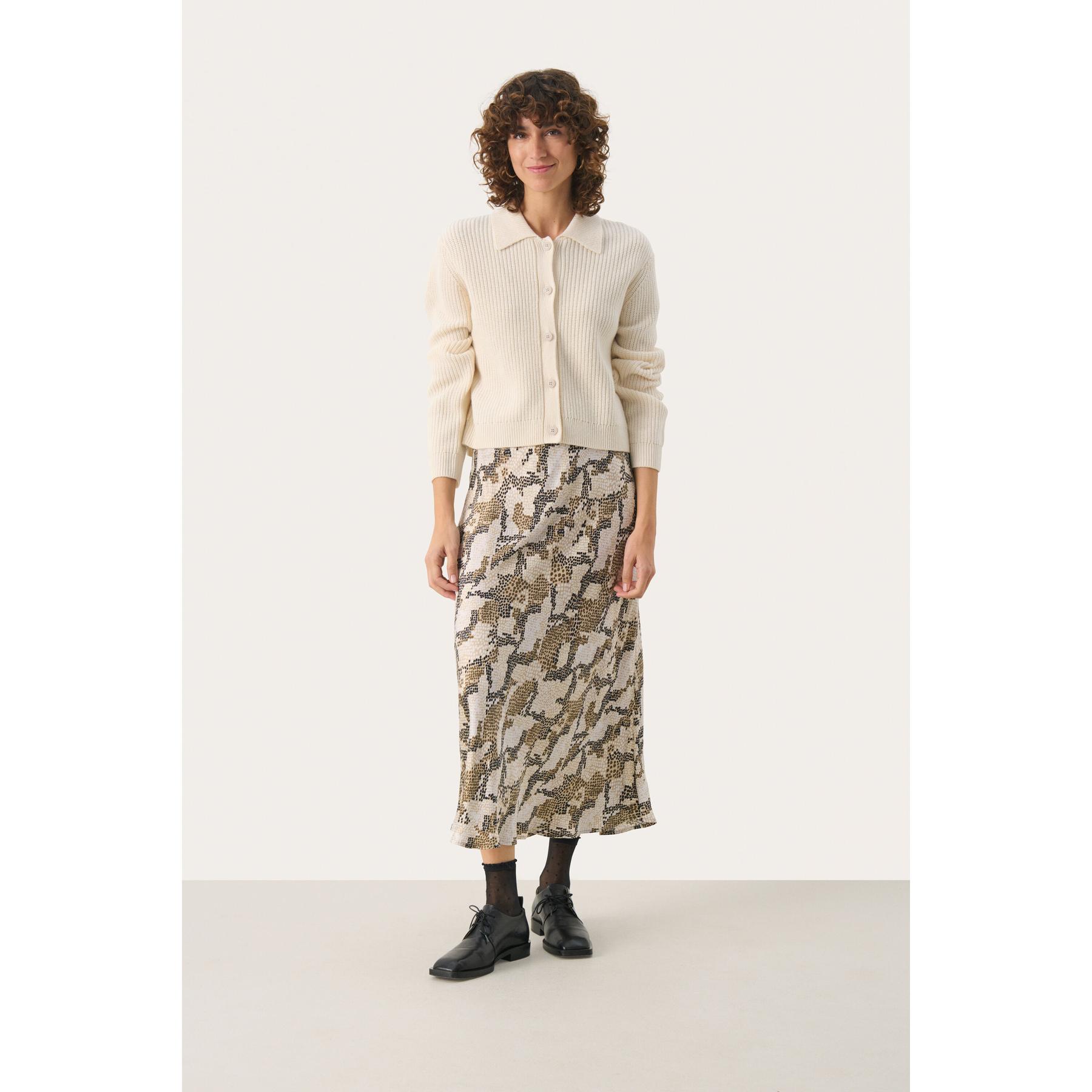 product/p/a/part-two_30308940-130905_9.jpg
