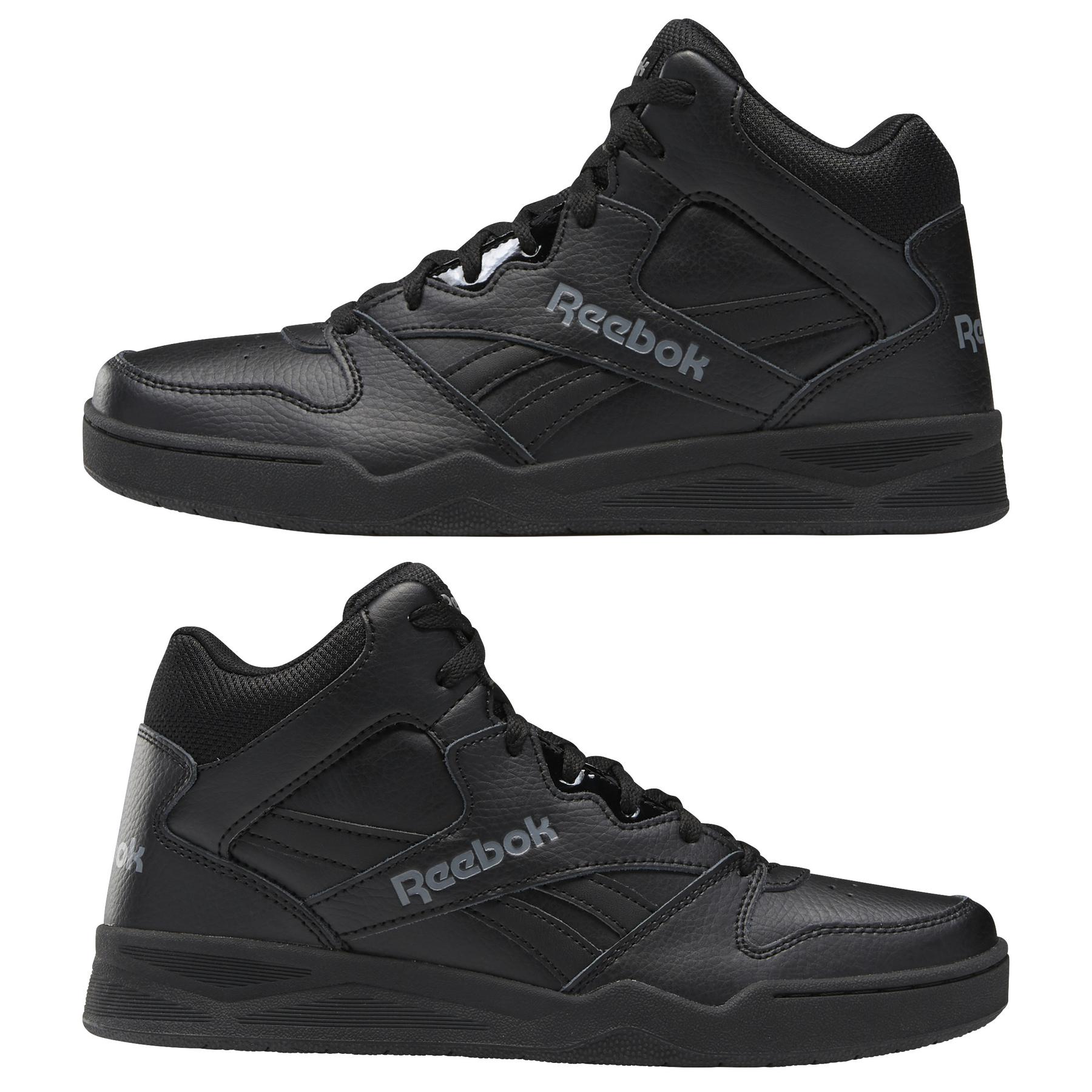 product/r/e/reebok-classics_cn4108_11_footwear_photography_mirrored_pair_view_white_000.jpg