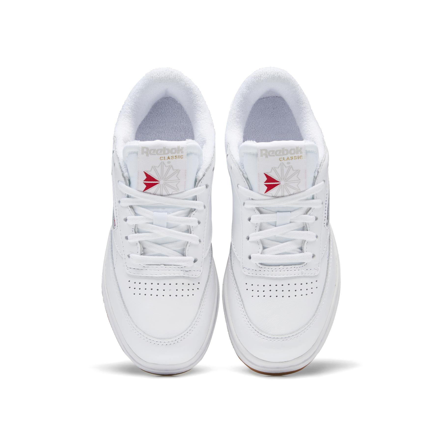 product/r/e/reebok-classics_fv5658_2_footwear_photography_top_portrait_view_white_000.jpg
