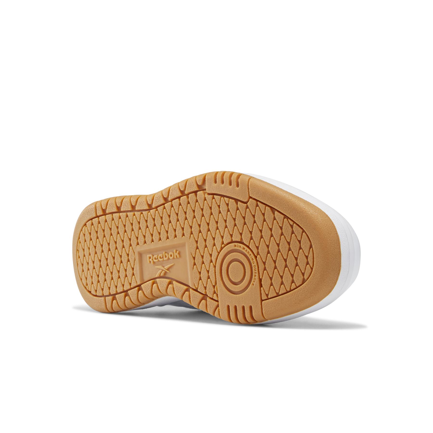 product/r/e/reebok-classics_fv5658_3_footwear_photography_bottom_view_white_000.jpg