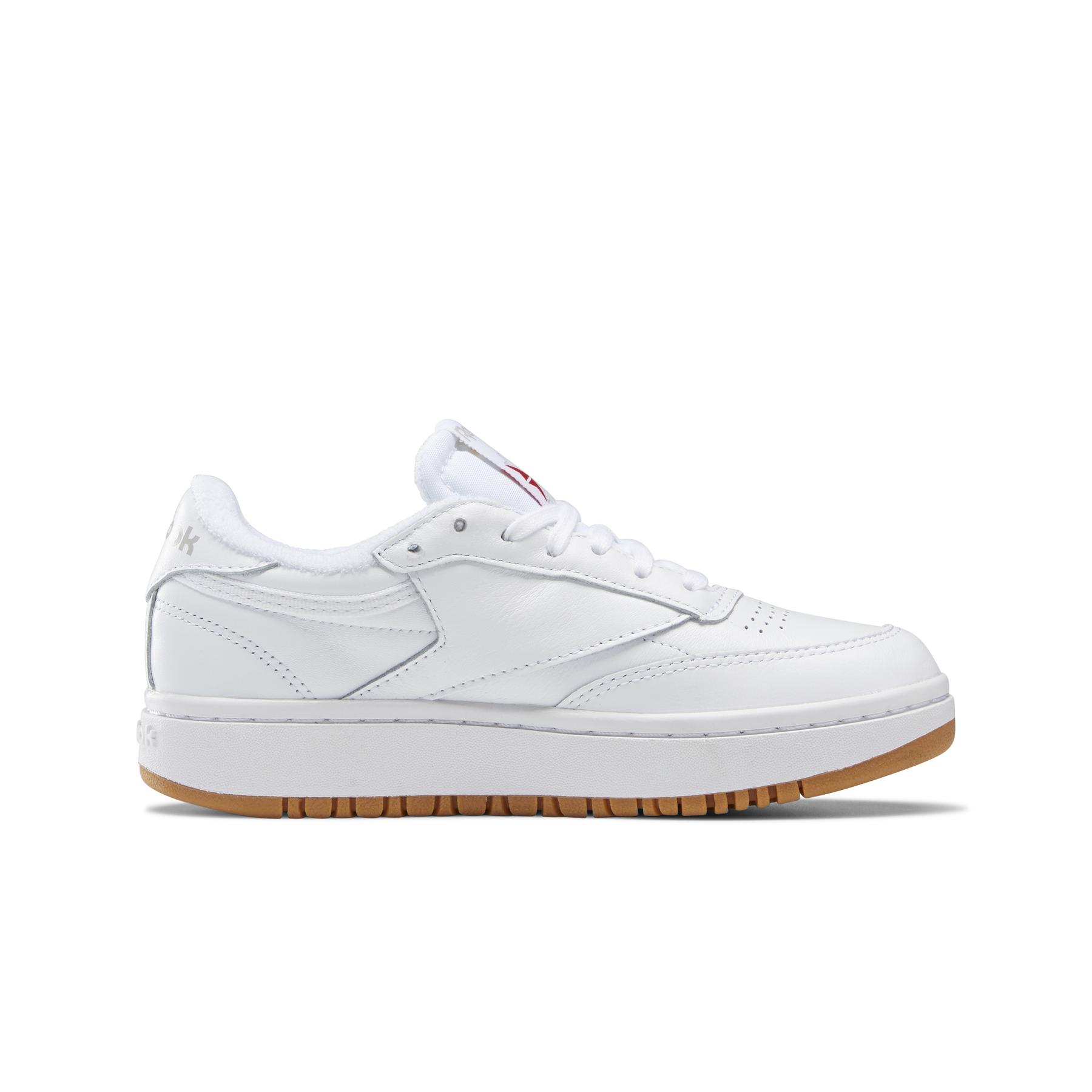 product/r/e/reebok-classics_fv5658_4_footwear_photography_side_medial_center_view_white_000.jpg