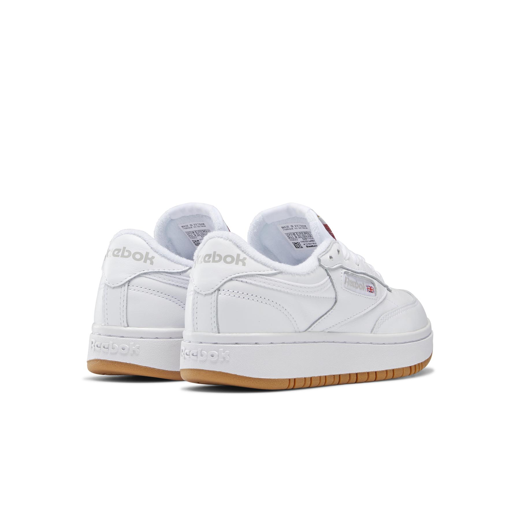 product/r/e/reebok-classics_fv5658_6_footwear_photography_back_lateral_top_view_white_000.jpg