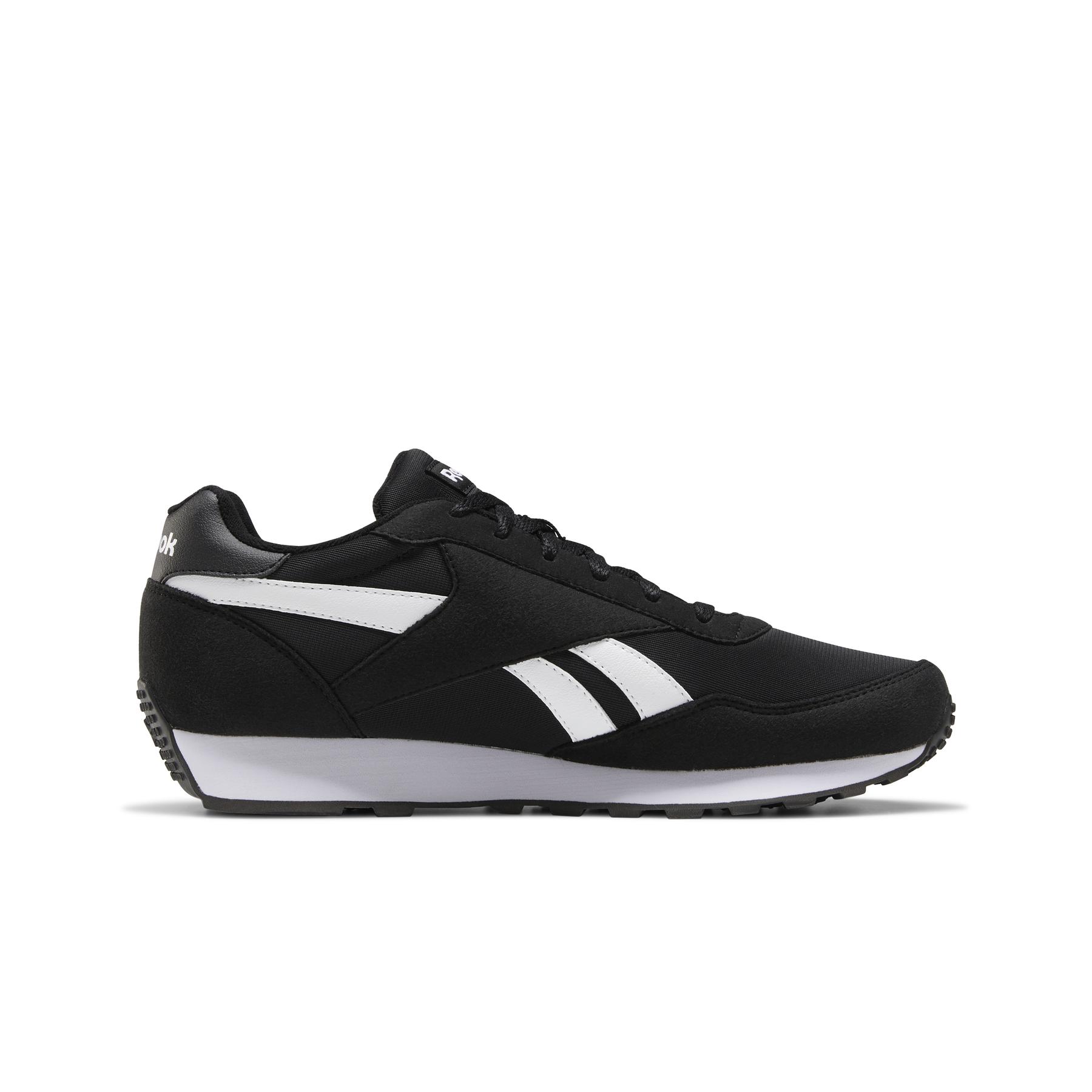 product/r/e/reebok-classics_fz0662_4_footwear_photography_side_medial_center_view_white_000.jpg
