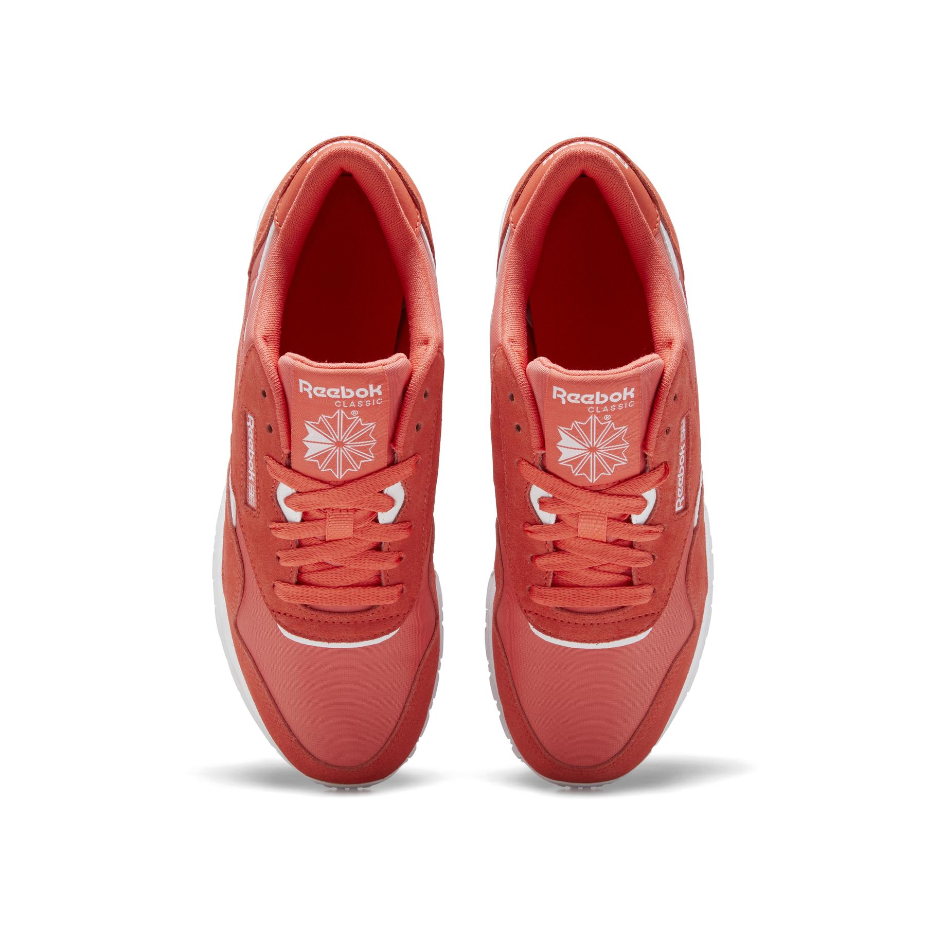 product/r/e/reebok-classics_fz0818_2_footwear_photography_top_portrait_view_white_000.jpg