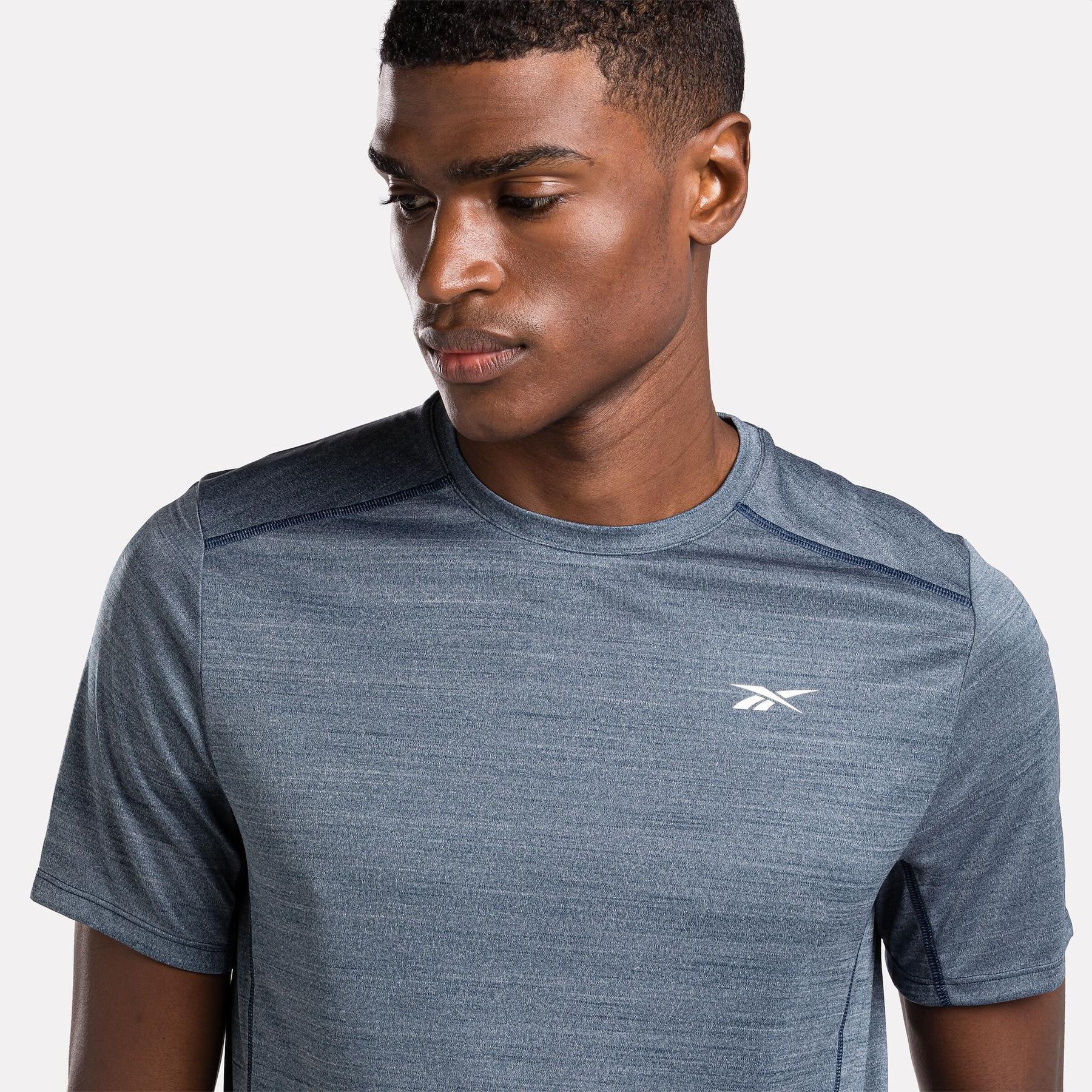 product/r/e/reebok_100070860_vecnav_5.jpg