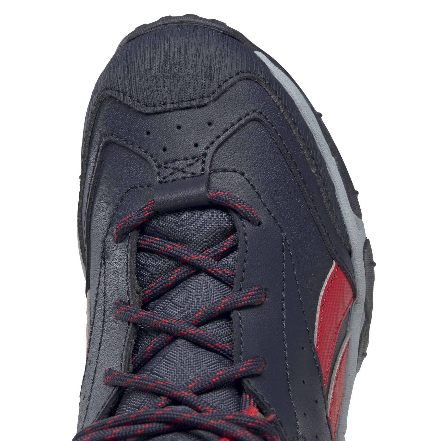 product/r/e/reebok_fw8554_7_footwear_photography_detail_view_1_white_000.jpg