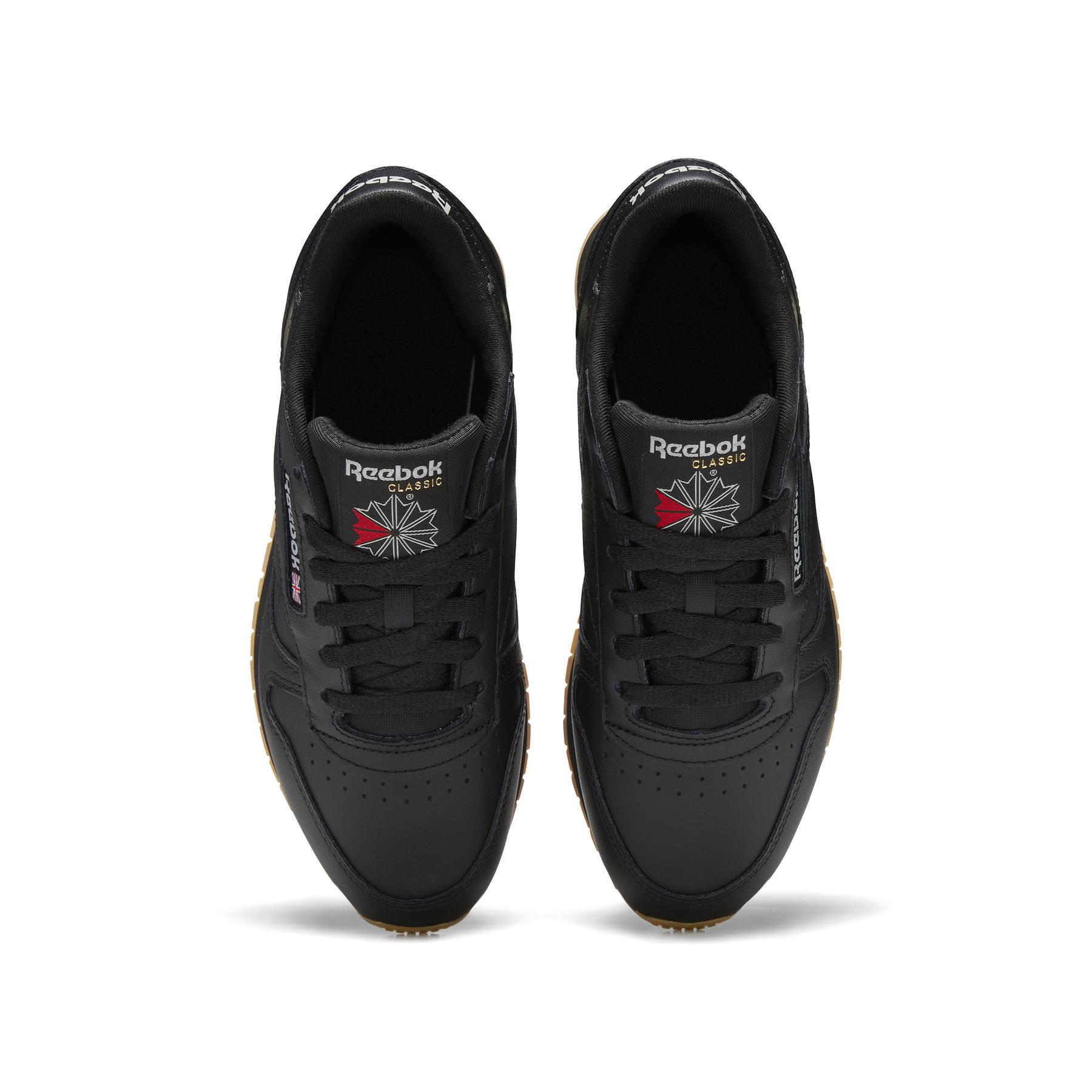 product/r/e/reebok_gy0961_2_footwear_photography_top_portrait_view_white_000.jpg