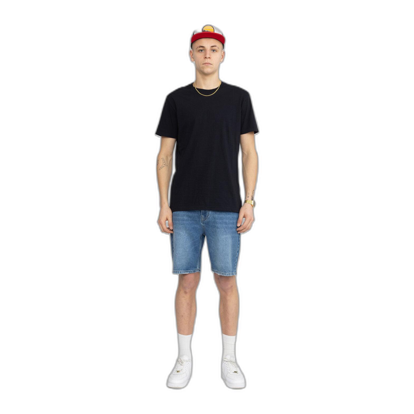 product/r/e/revolution_1051-black_3.jpg