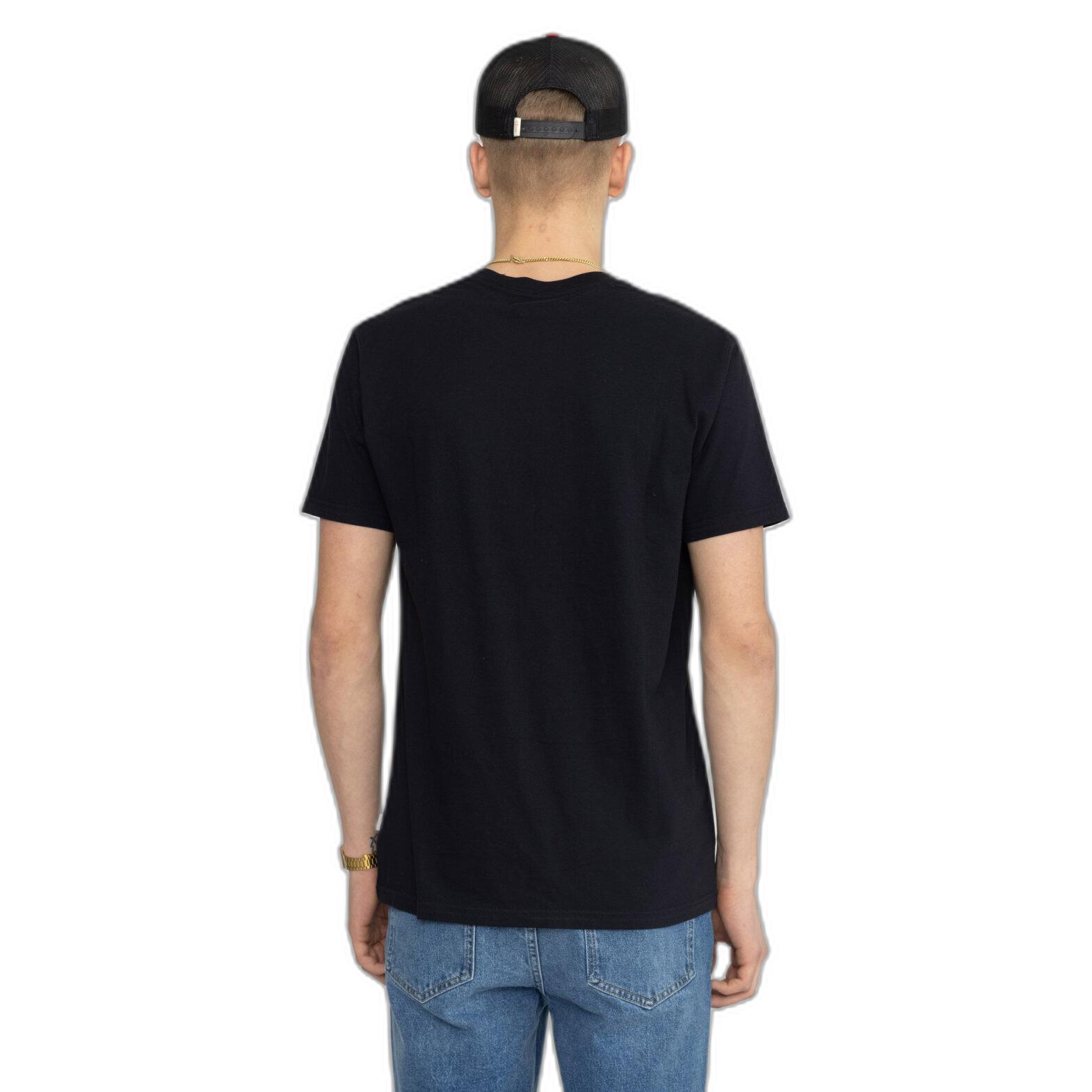product/r/e/revolution_1051-black_4.jpg