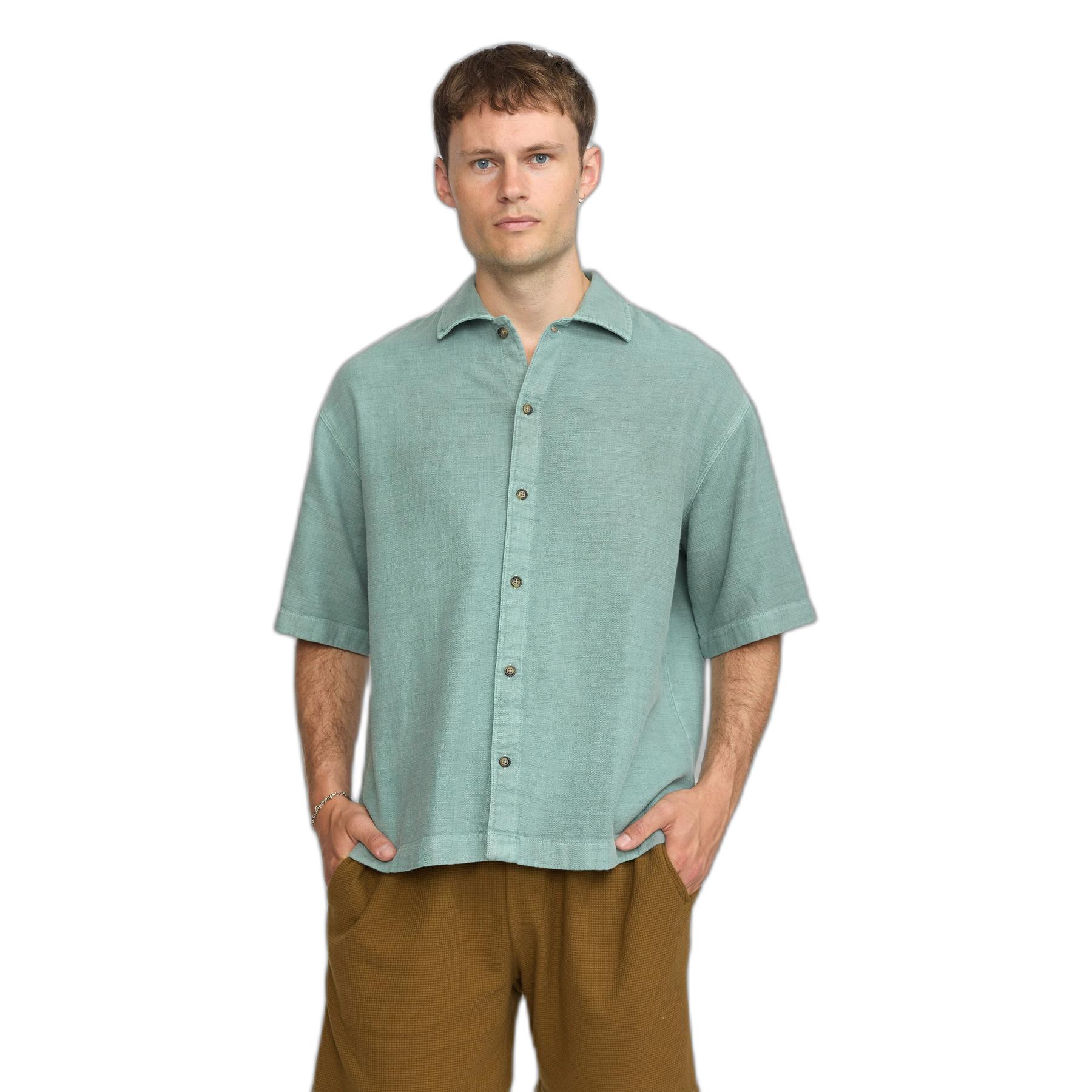 product/r/e/revolution_3153-dustgreen_dustgreen_1.jpg