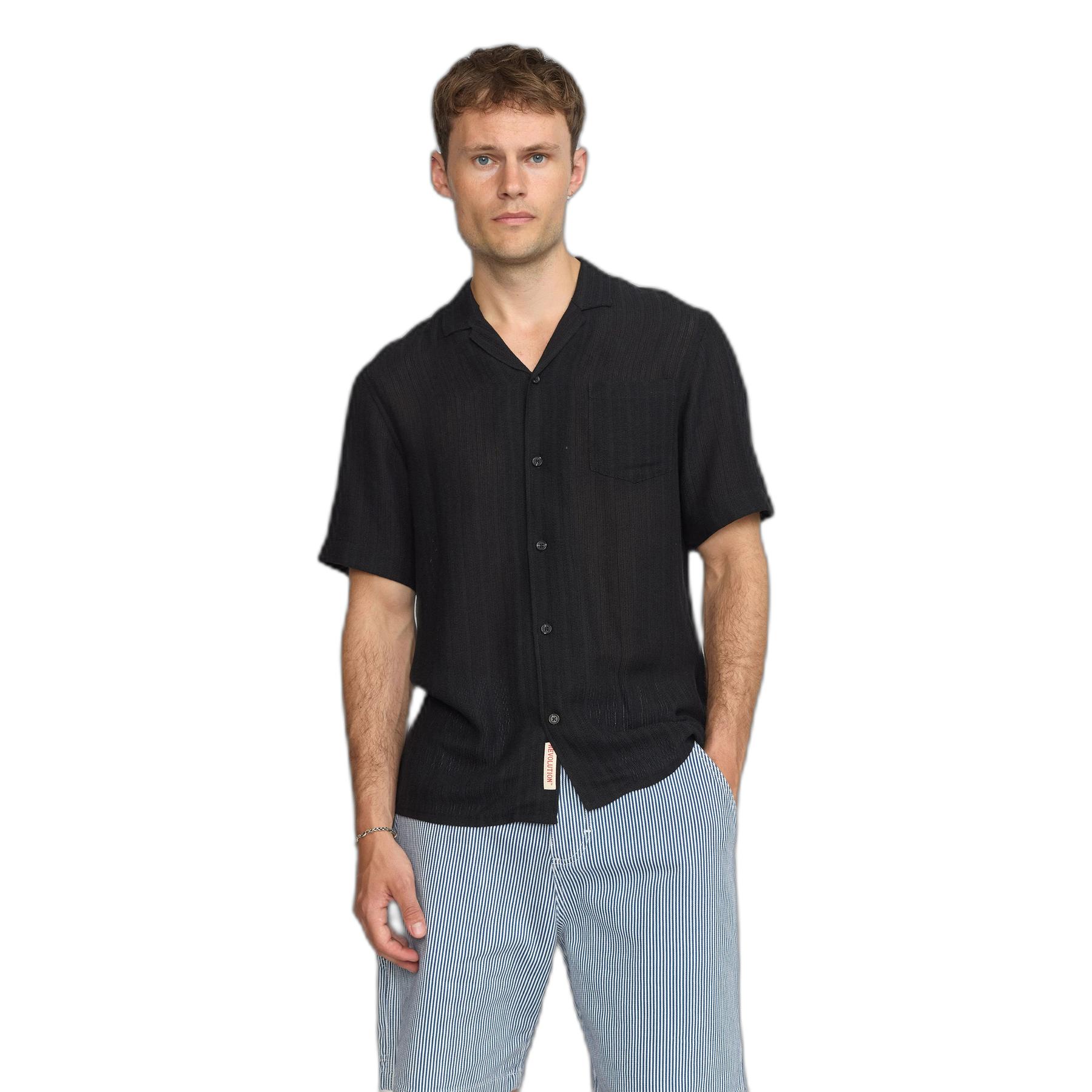 product/r/e/revolution_3165-black_black_1.jpg