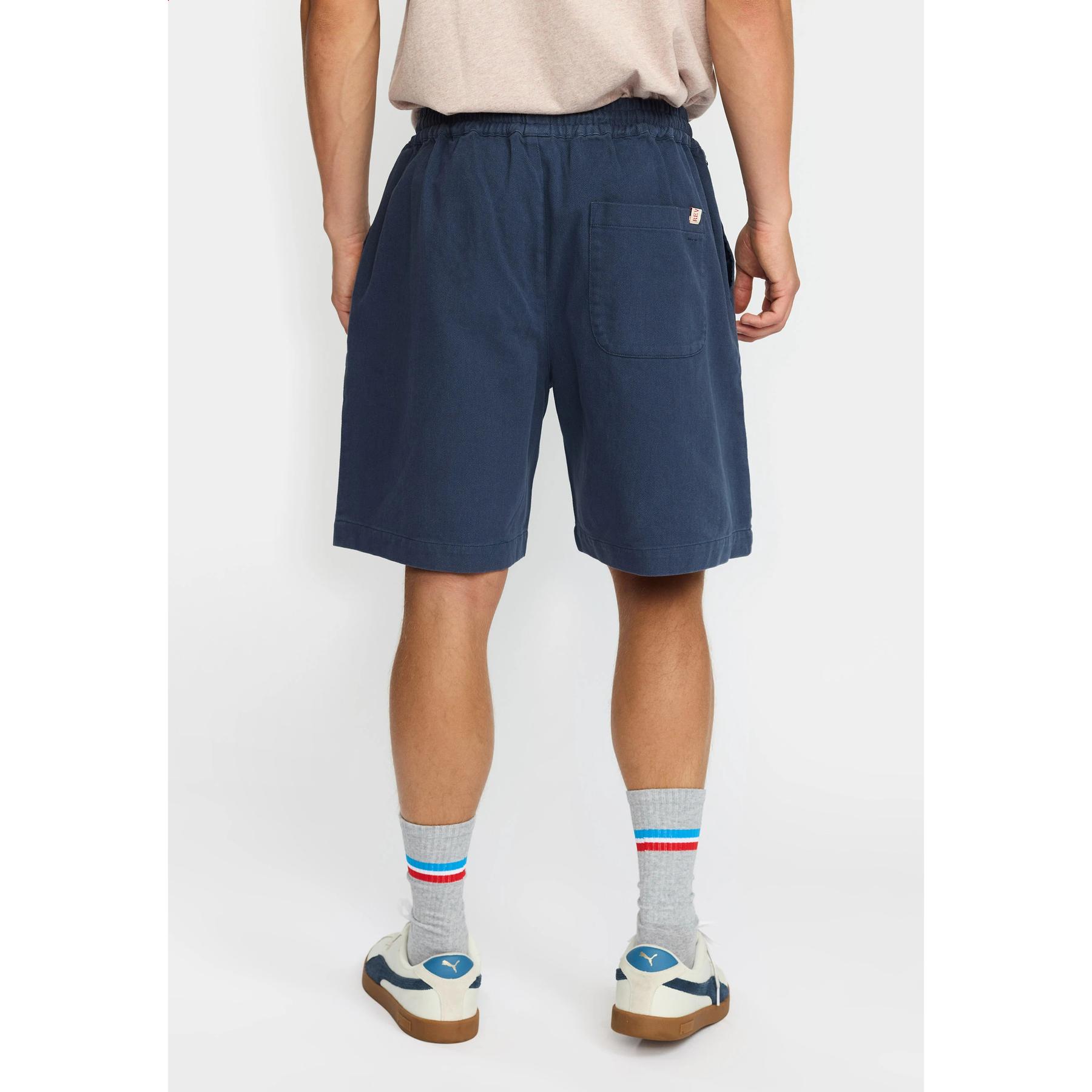product/r/e/revolution_4054-darknavy_darknavy_2.jpg