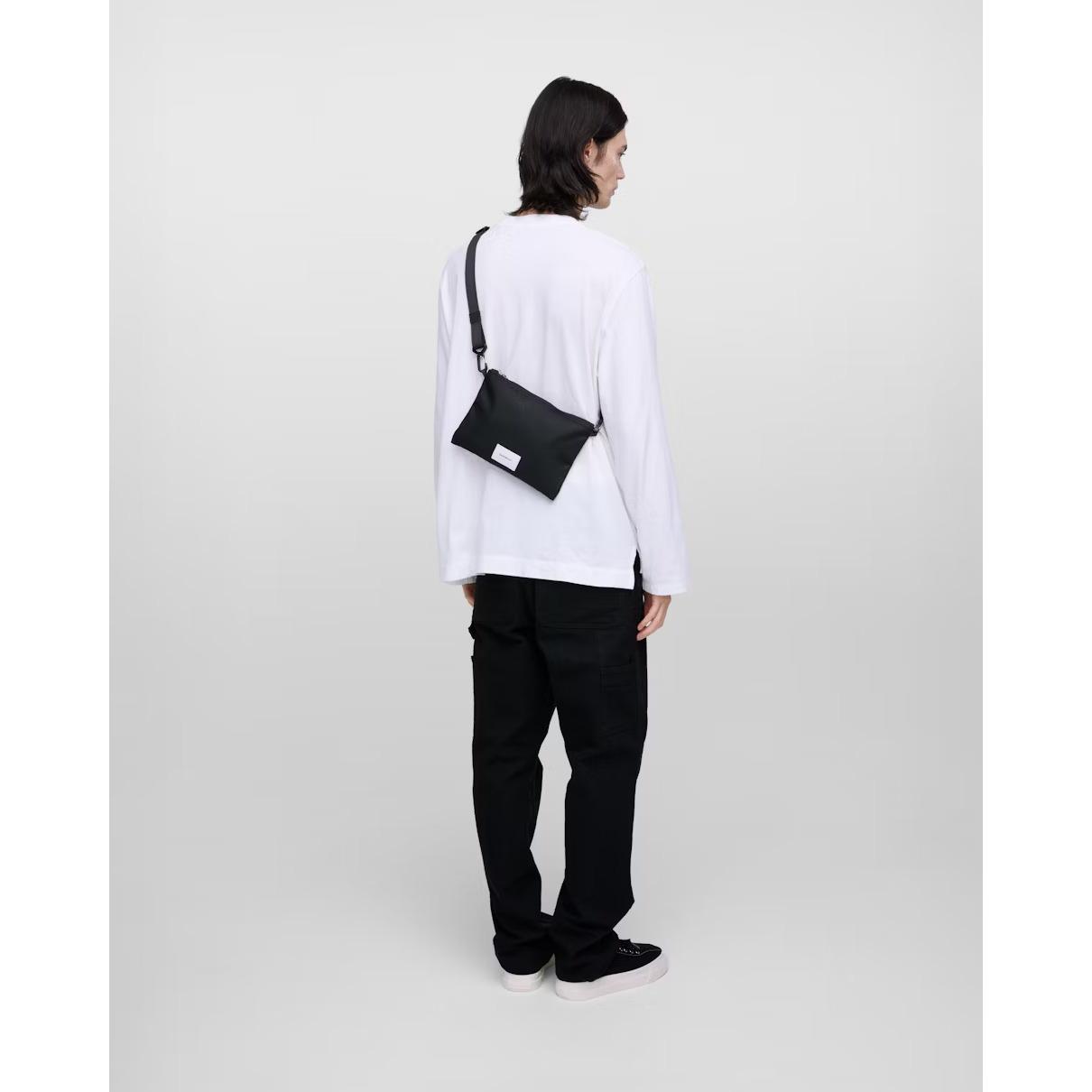 product/s/a/sandqvist_257303999_black_9.jpg