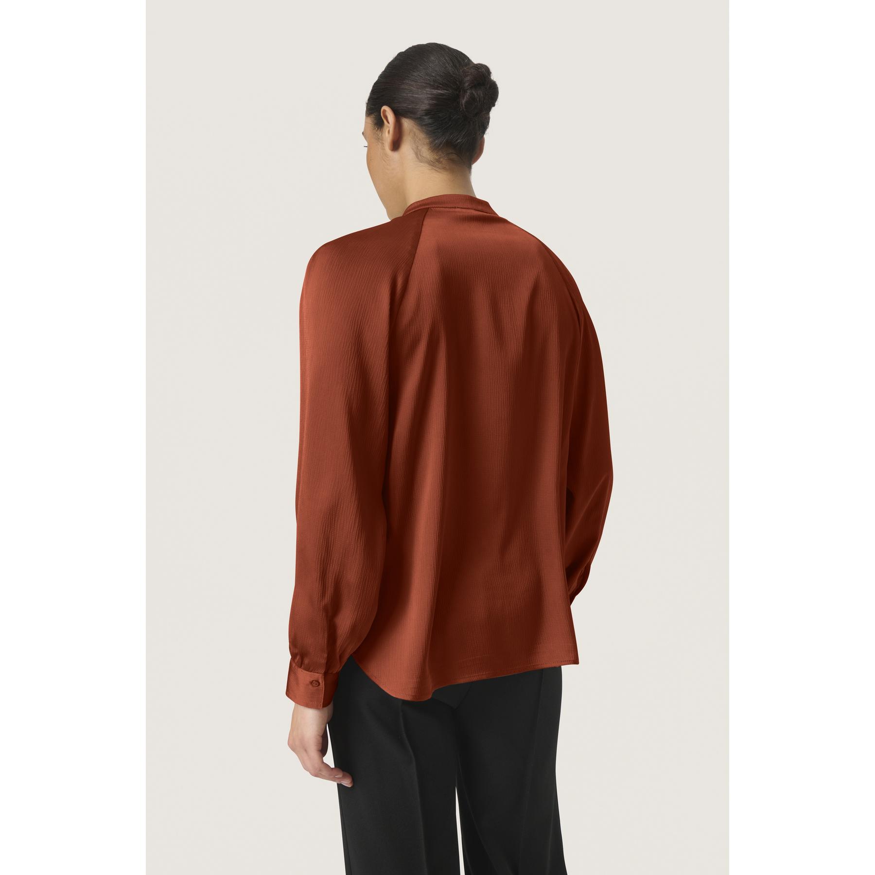 product/s/o/soaked-in-luxury_30407197-191338_5.jpg