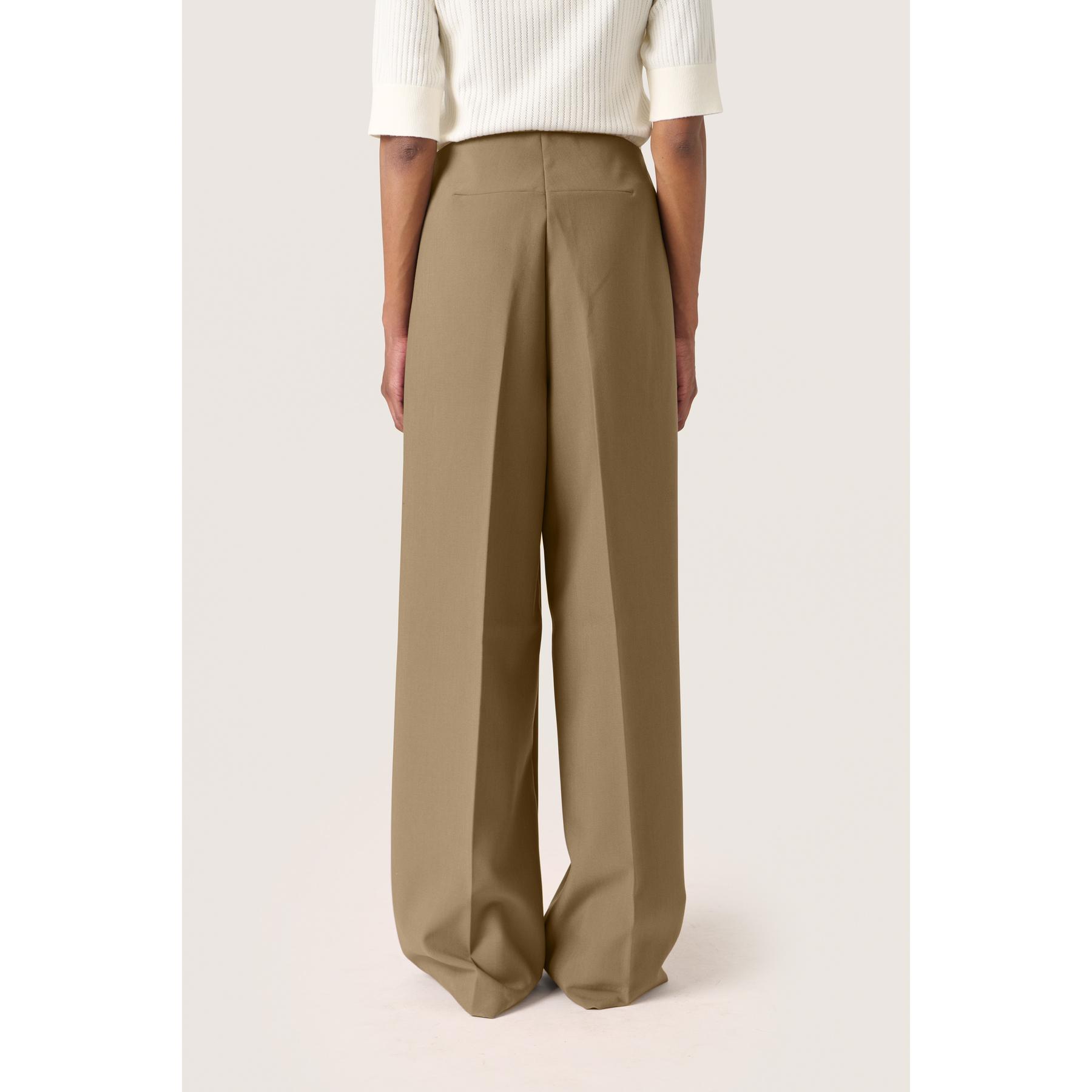 product/s/o/soaked-in-luxury_30407228-180617_6.jpg