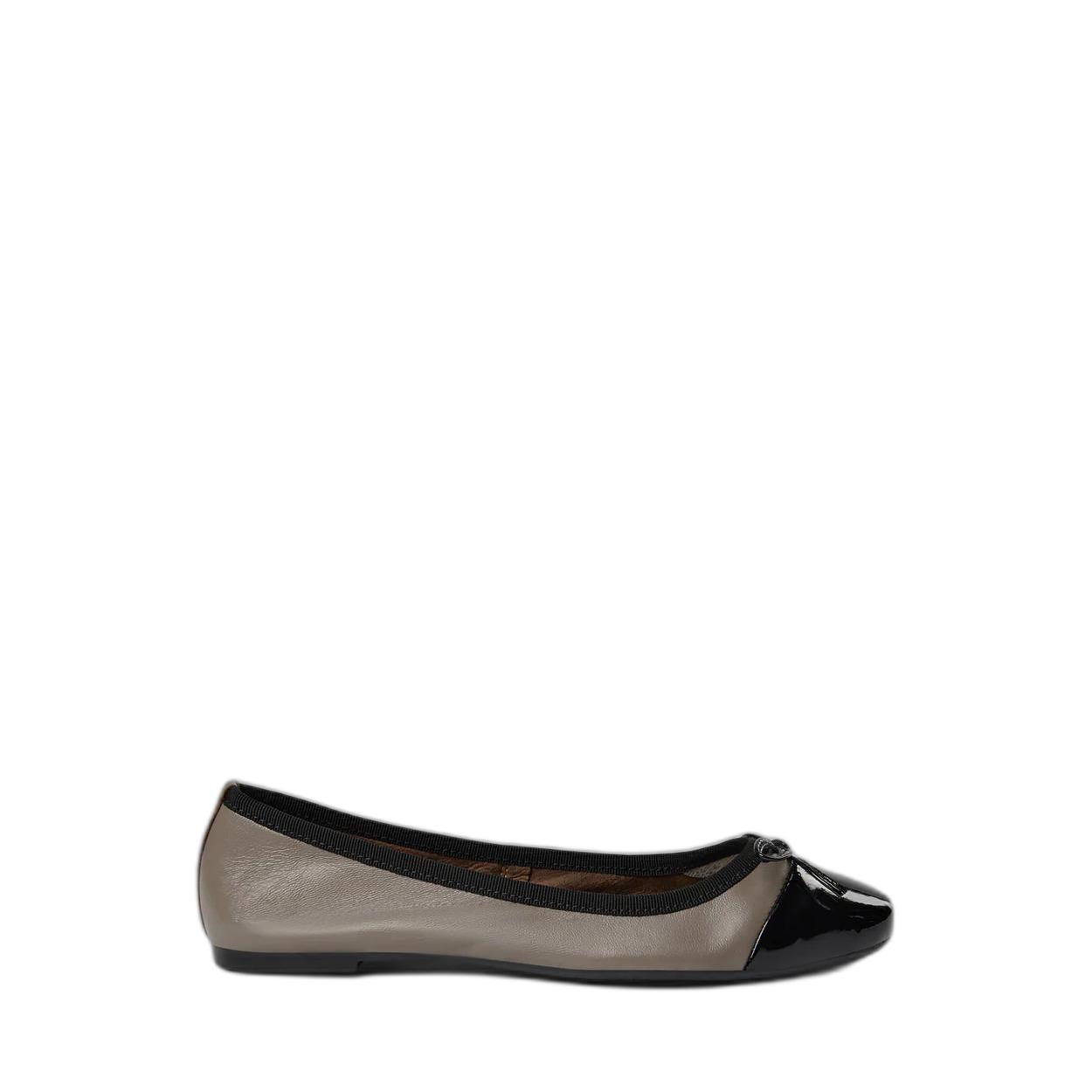 product/s/o/sofie-schnoor_s243775-7042_dark-sand_1.jpg