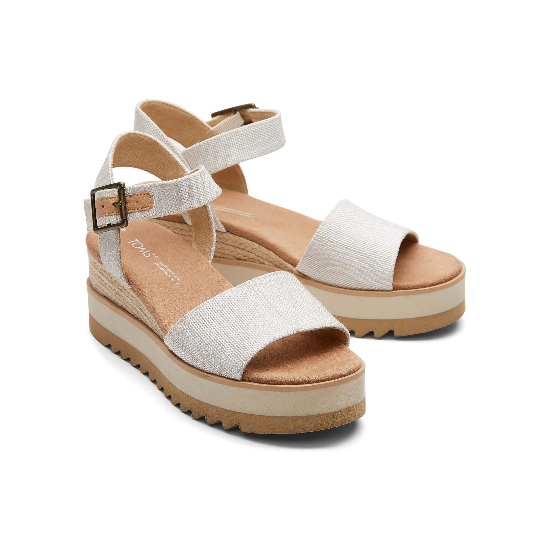 product/t/o/toms_10017908-101_1.jpg