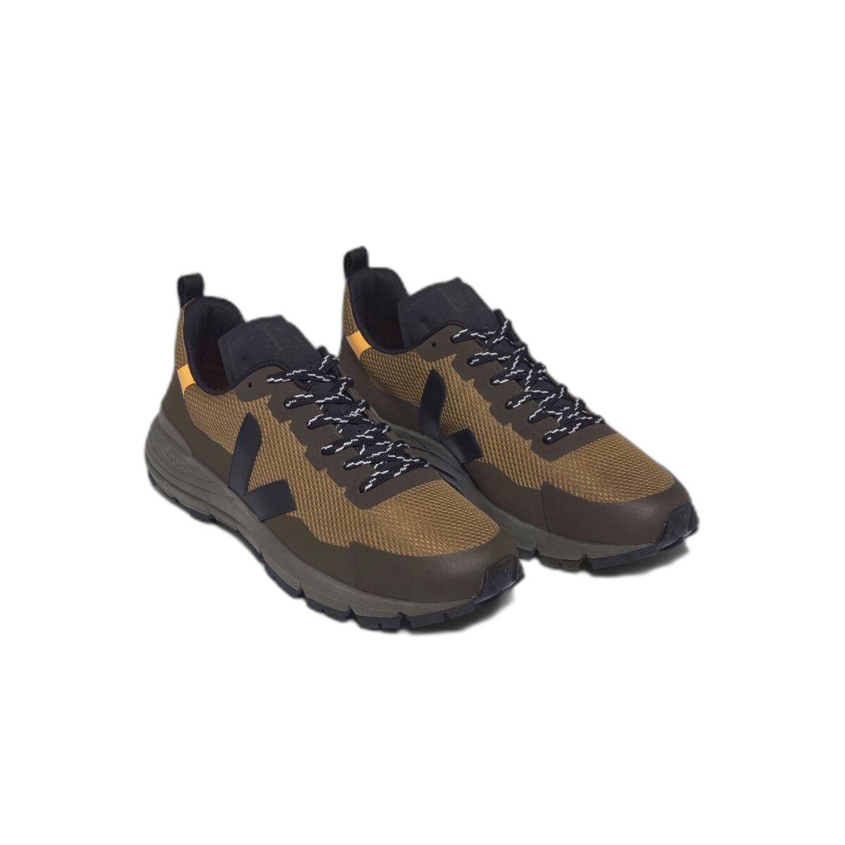 product/v/e/veja_dc1803547_tent-black-ouro_2.jpg