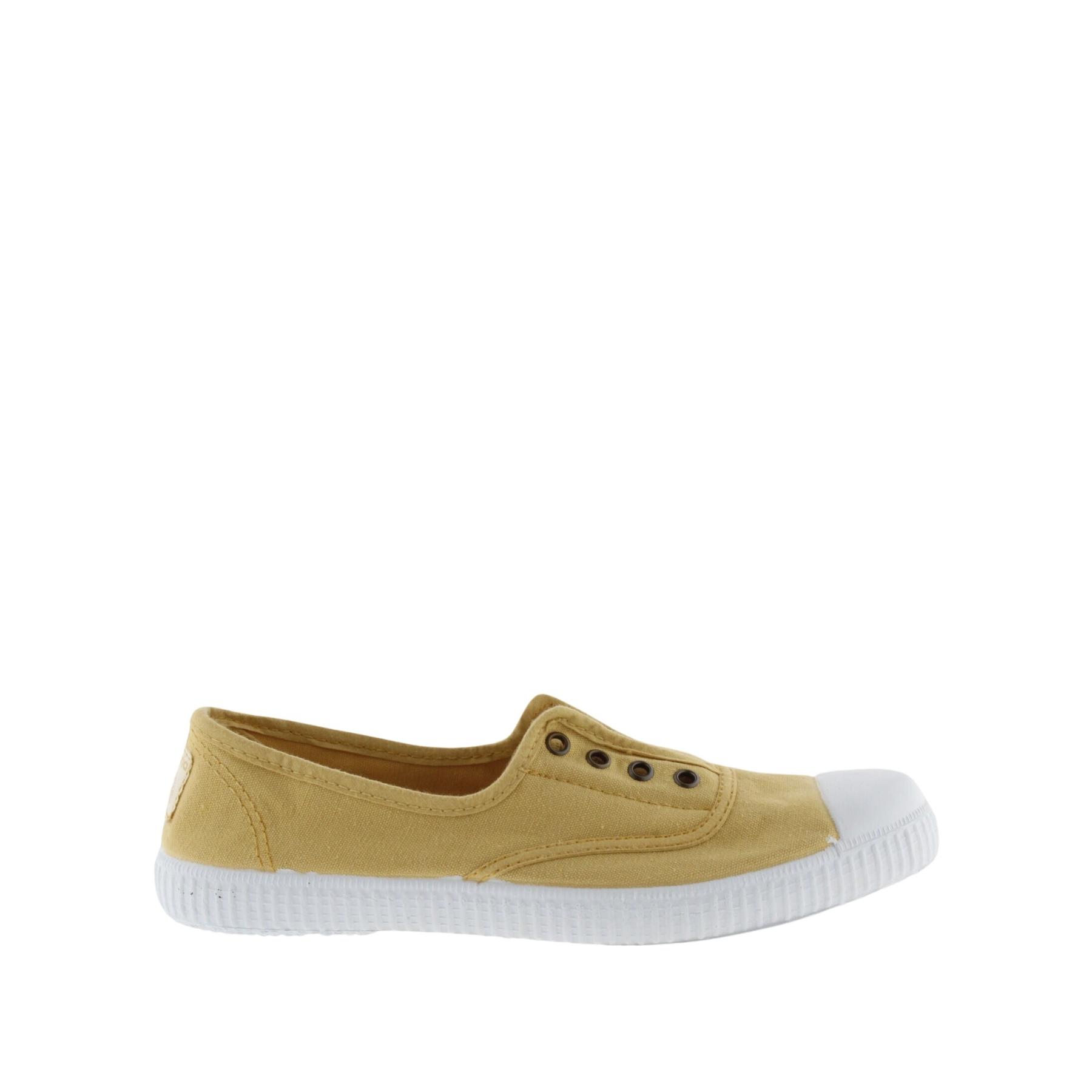 product/v/i/victoria_106623-545_0.jpg
