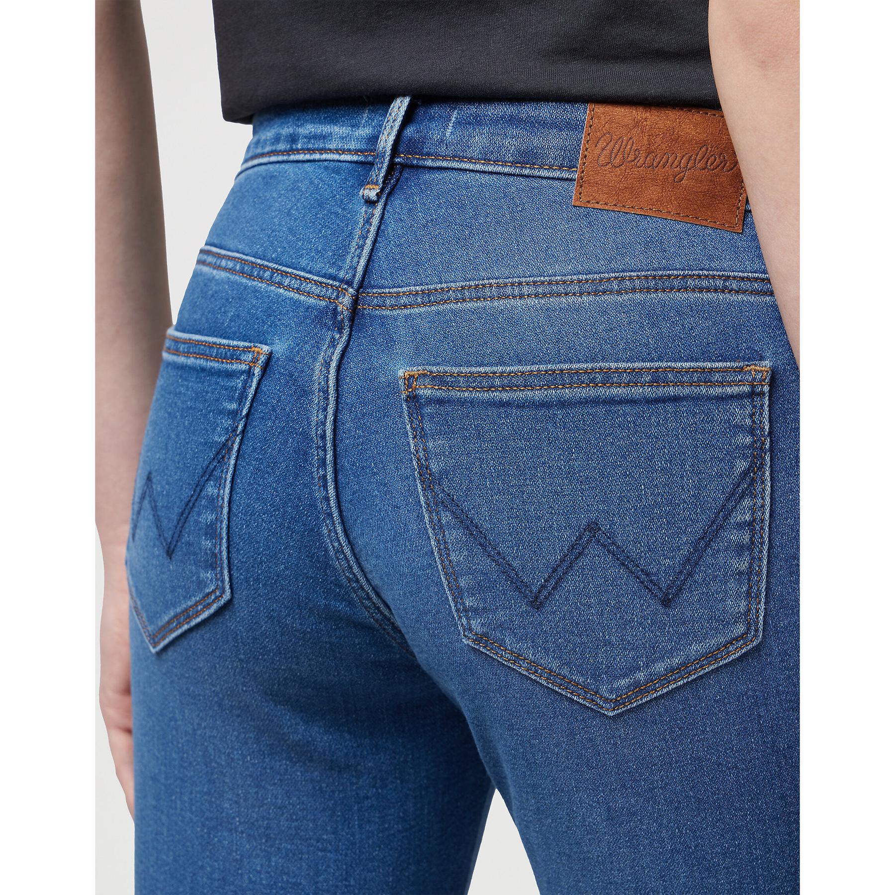 product/w/r/wrangler_112327595_camellia_4.jpg