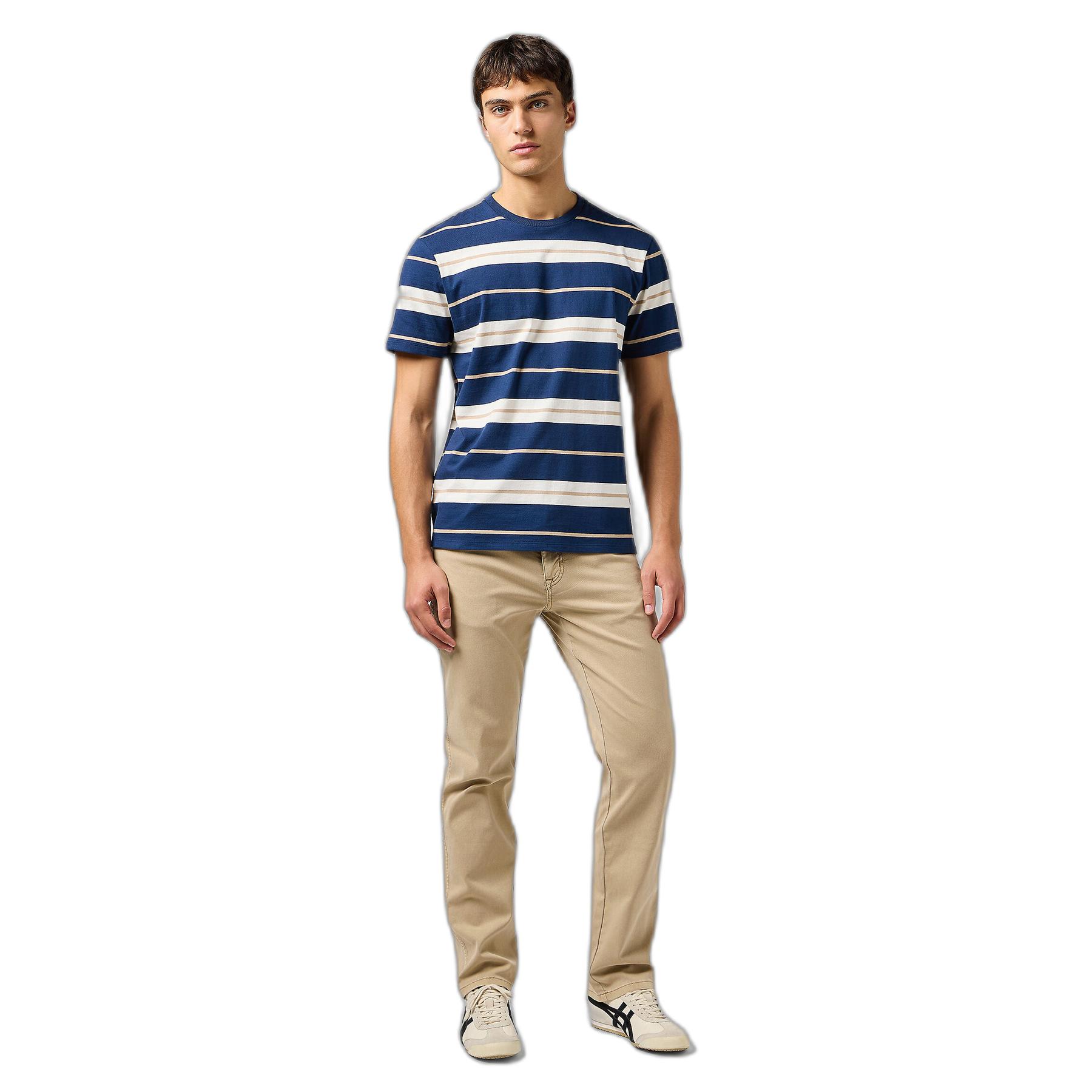 product/w/r/wrangler_112362481_brown_2.jpg