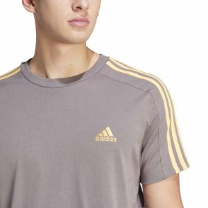 product/2/0/2025_09_adidas_is1334_8_apparel_on_model_detail_view_2_white.jpg