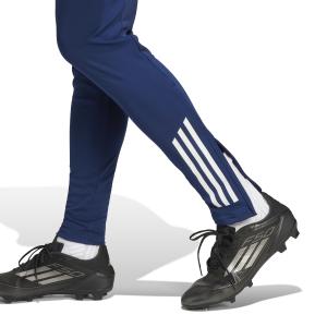 product/2/0/2025_09_adidas_ji6549_7_apparel_on_model_detail_view_1_white.jpg