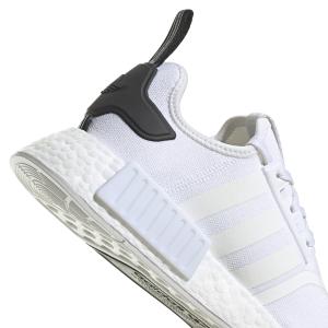 product/a/d/adidas-originals_gy6067_9_footwear_photography_detail_view_2_white_000.jpg