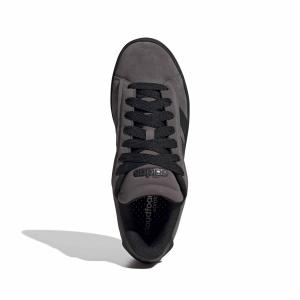 product/a/d/adidas-originals_jp7632_3_footwear_photography_top_portrait_view_white-nw091825.jpg