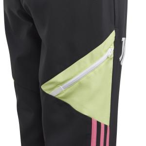 product/a/d/adidas_hs7561_4_apparel_photography_detail_view_1_white_xo.jpg