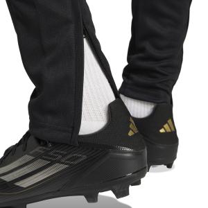 product/a/d/adidas_je2782_6_apparel_on_model_detail_view_1_white.jpg