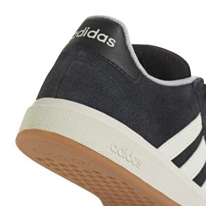 product/a/d/adidas_jh6178_8_footwear_photography_detail_view_1_white-nw091625.jpg