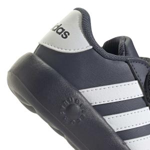 product/a/d/adidas_ji0980_9_footwear_photography_detail_view_2_white-nw091625.jpg