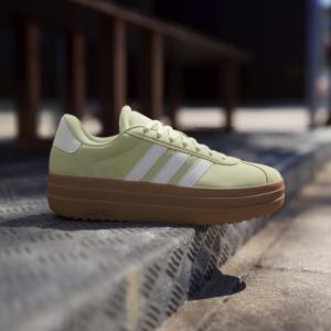 product/a/d/adidas_ji1784_16_footwear_photography_heromrktng_view_3-nw091625.jpg