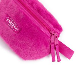 product/e/a/eastpak_ek0000742q9_fuzzy-fuchsia_5.jpg