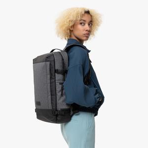 product/e/a/eastpak_ek00091d0q8_cnnct-ripstop_5.jpg