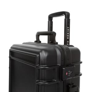 product/e/a/eastpak_ek0a5bje008_black_3.jpg