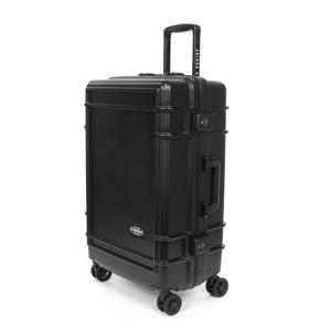 product/e/a/eastpak_ek0a5bjf008_black_3.jpg