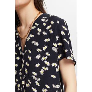 product/e/s/esprit_994ee1f315_400_6.jpg