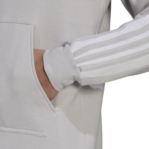 product/g/t/gt6635_app_on-model_detail-2_white.jpg