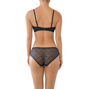 gar-b1-noir-soutien-gorge-sans-armature-femme-huit-garconne-noir