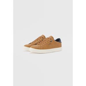 product/j/a/jack-jones_12229695-4862202_tan_2.jpg