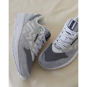 product/k/a/karhu_mood_l_f806021_2_1.jpg