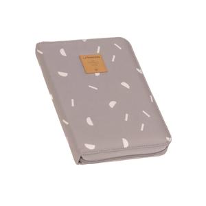 1106010237-pochette-carnet-de-sante-bebe-lassig-blocks-taupe-tu