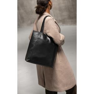 product/m/a/markberg_5455ant-100_black_2.jpg