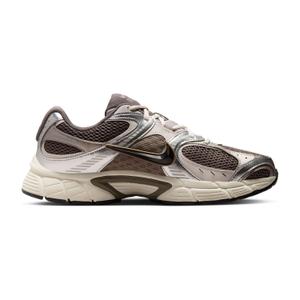 hj5228-200-baskets-nike-v5-rnr-cave-stone-black-college-grey-vast-grey